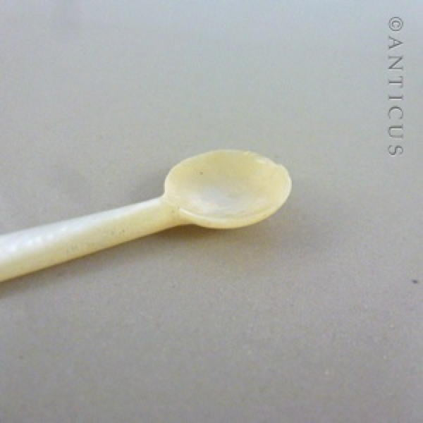 Mother of Pearl Salt Spoon.