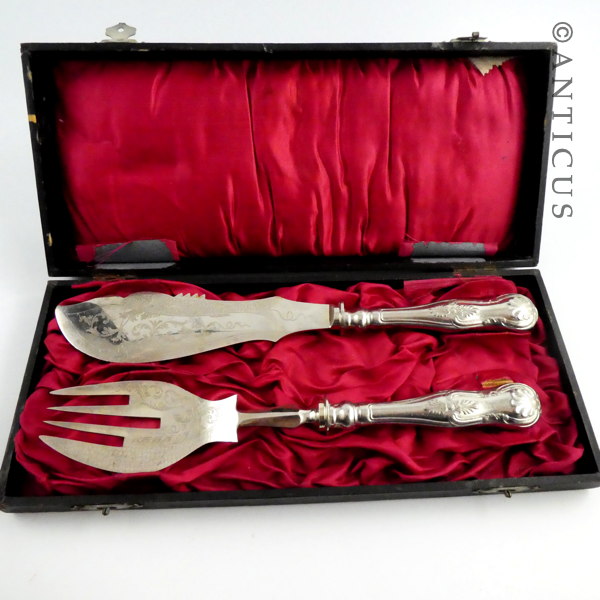 Pair of Edwardian Fish Servers, Boxed.
