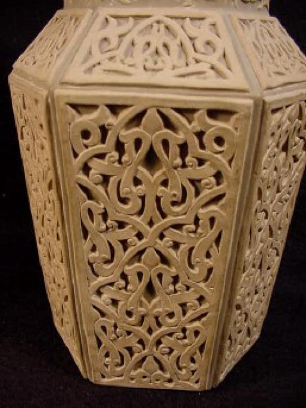 Early Villeroy and Boch Lidded Large Tea Caddy.