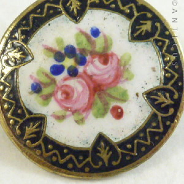 Small Vintage Enamel Brooch with Roses.