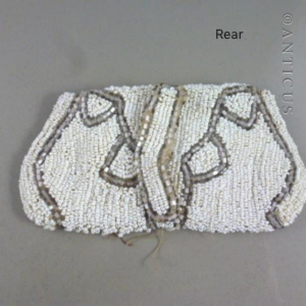 Small Beaded Evening Purse, Early 20th Century.