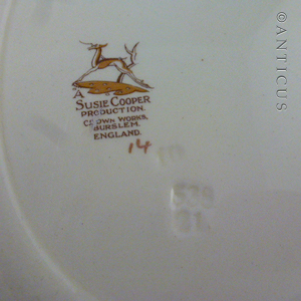 1930s Susie Cooper Platter, Leaves.