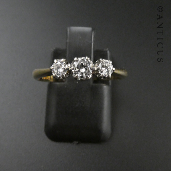 Vintage 18ct Gold, 3 Diamond Ring.