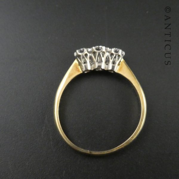 Vintage 18ct Gold, 3 Diamond Ring.