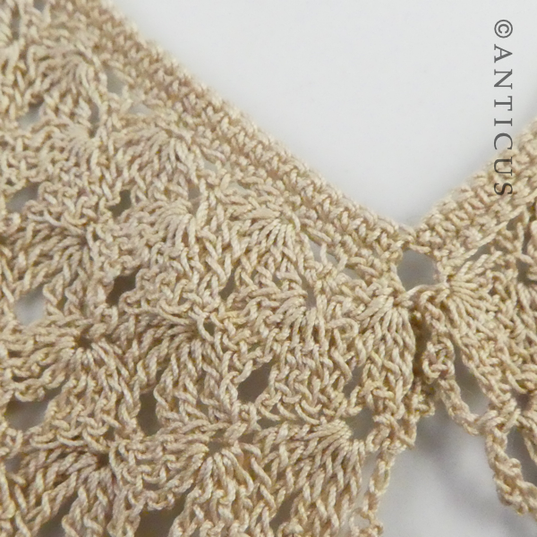 Vintage Crochet Collar.