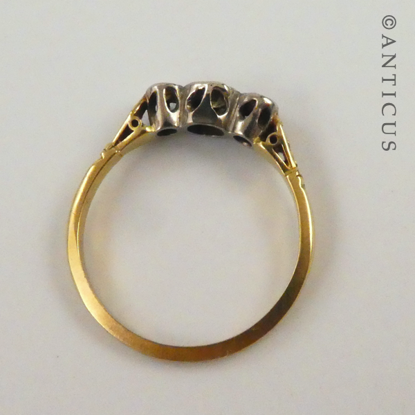 Antique 18ct Gold and Platinum 3 Diamond Ring.