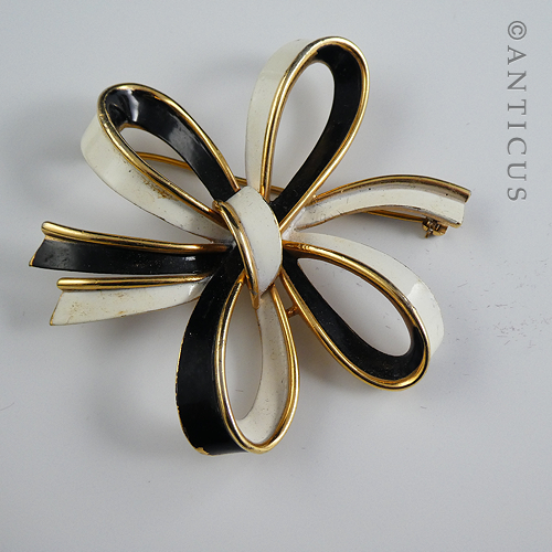 Trifari ribbon shop
