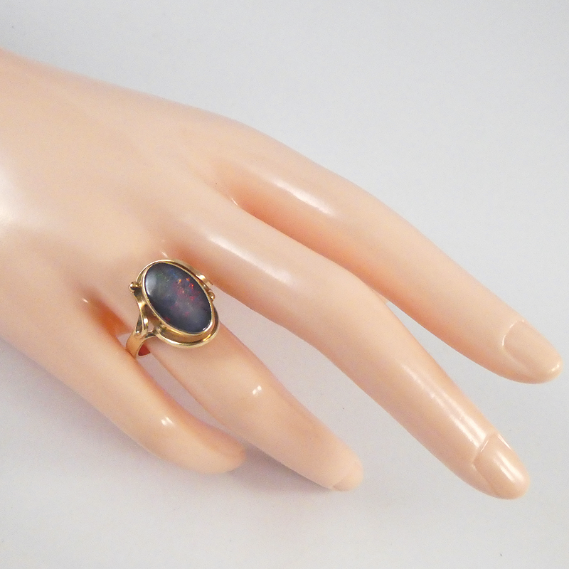 Opal and Gold Vintage Ring.