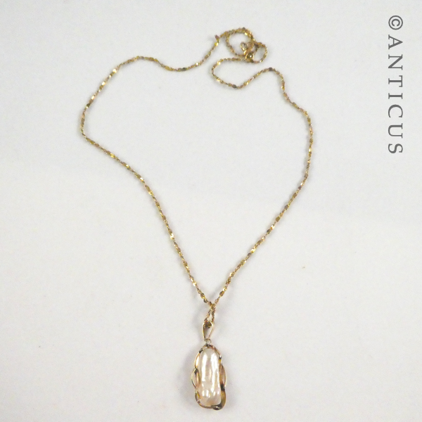 Baroque Pearl Pendant on Gold Chain.