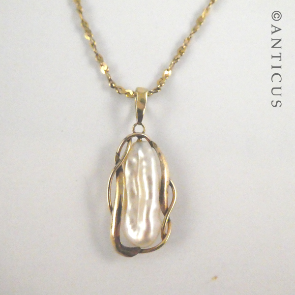 Baroque Pearl Pendant on Gold Chain.