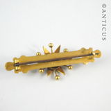 Late Victorian/Edwardian Bar Brooch, Gold and Garnet.