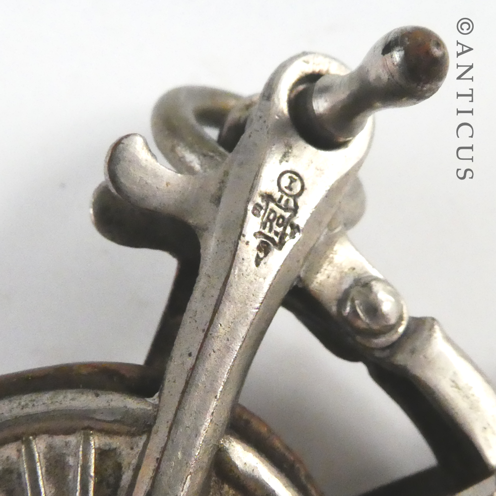Victorian 1800's Skirt Holder.