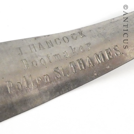 Antique NZ Shoehorn.