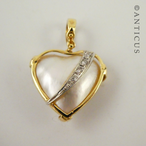 18ct Gold, Diamond and Mother of Pearl Heart Pendant