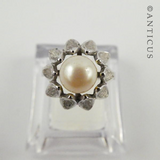 Silver and Pearl Flower Ring.