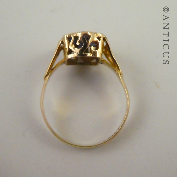 18ct Gold and Sapphire Cluster Ring.