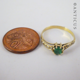 18ct Gold Emerald & Diamond Ring.