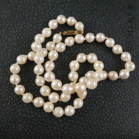 Pearl Necklace with Silver Gilt Clasp.
