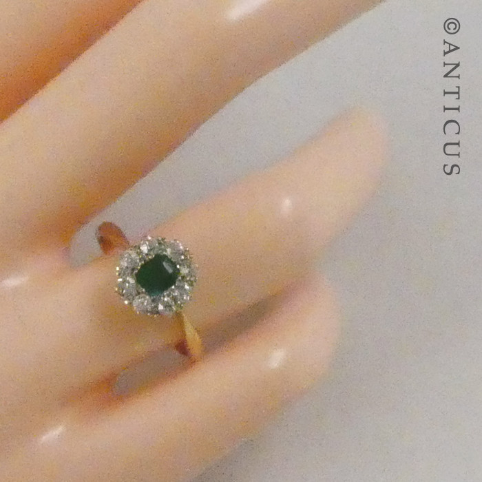18ct Gold Diamond and Emerald Cluster Ring.
