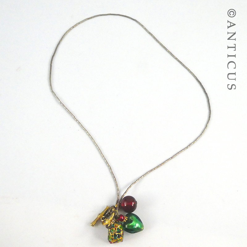 Bead Necklace on Gilded T Bar Chain.