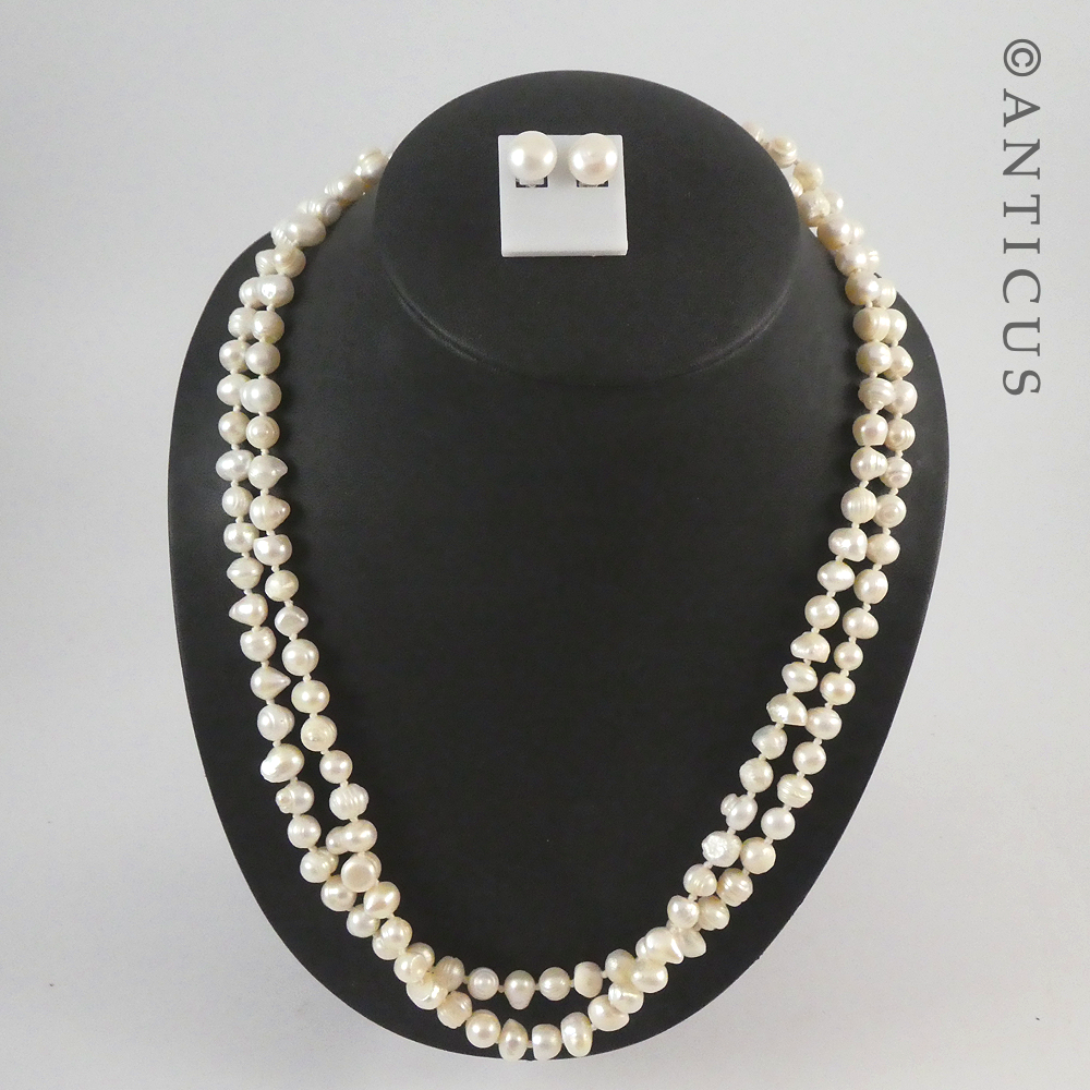Long Freshwater Pearl Necklace & Earrings.