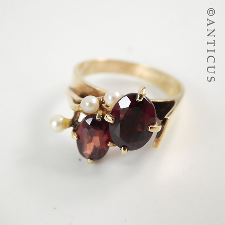 Gold, Garnet and Seed Pearl Ring.