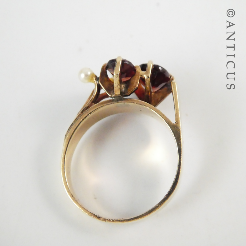 Gold, Garnet and Seed Pearl Ring.