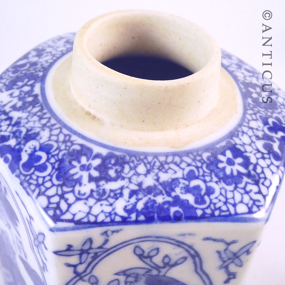 Chinese Lidded Blue and White Jar,