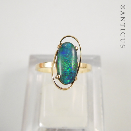 Gold and Opal Doublet Ring.