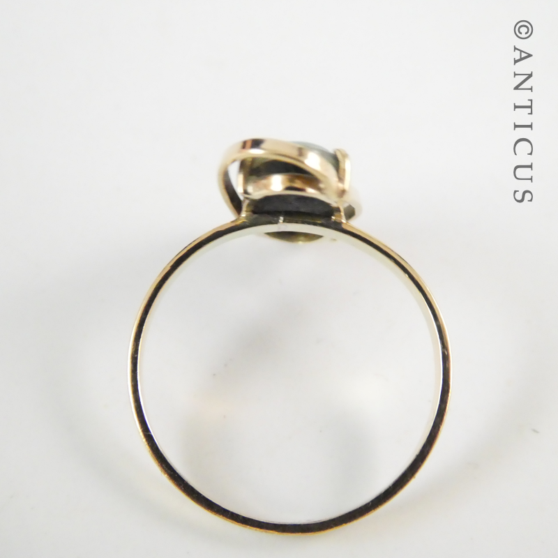 Gold and Opal Doublet Ring.