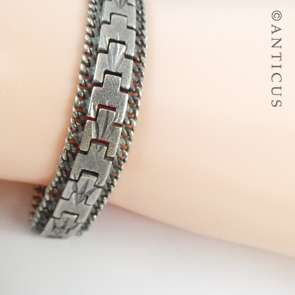 Retro Style Silver Bracelet.
