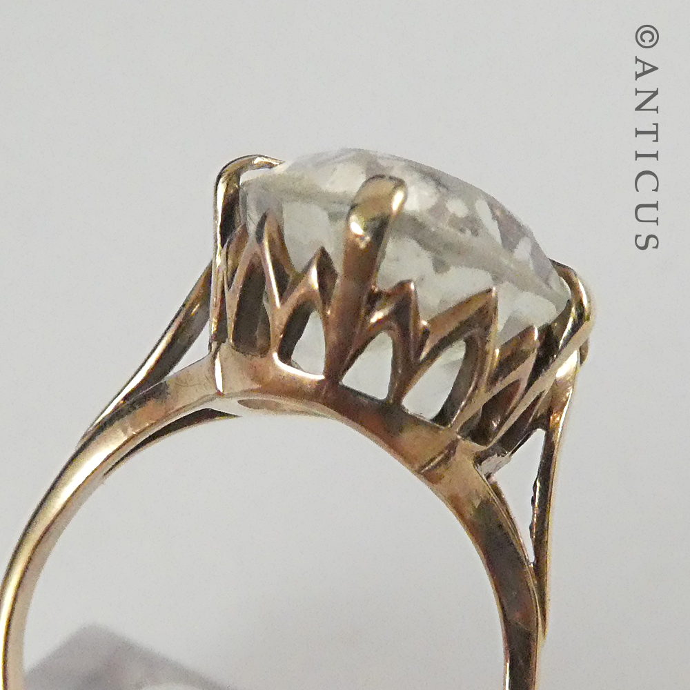 Vintage Pale Green Amethyst & Gold Ring.