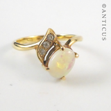 18ct Gold and Opal Ring.