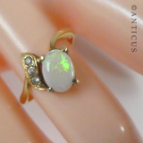 18ct Gold and Opal Ring.