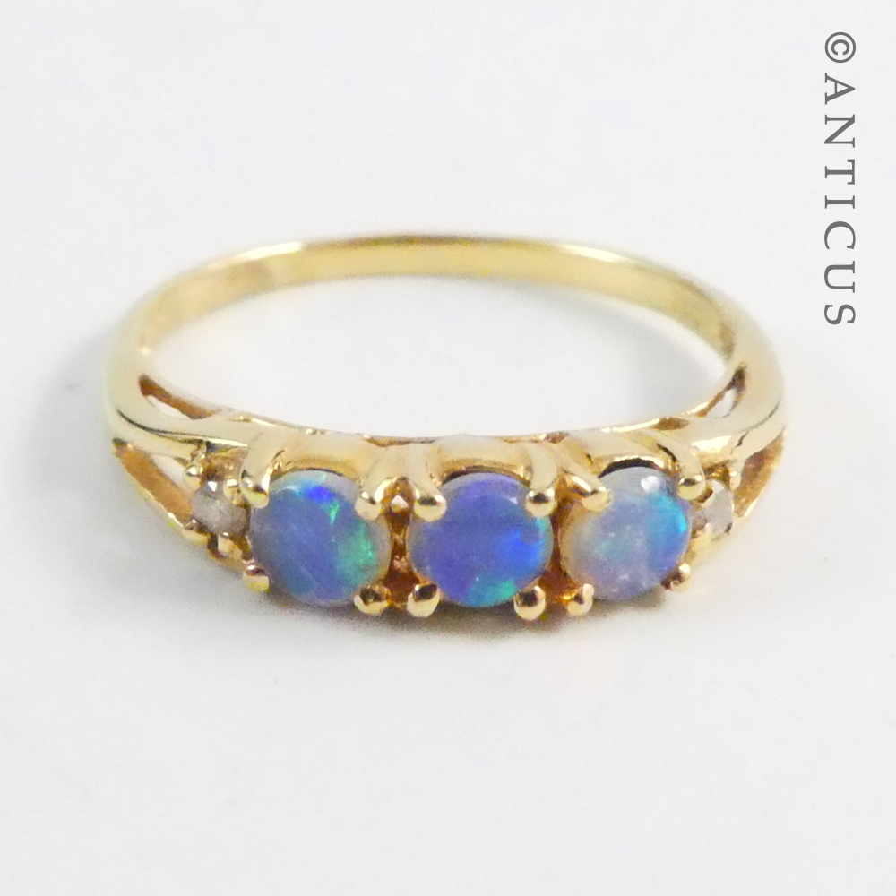 18ct Gold Opal and Diamond Ring