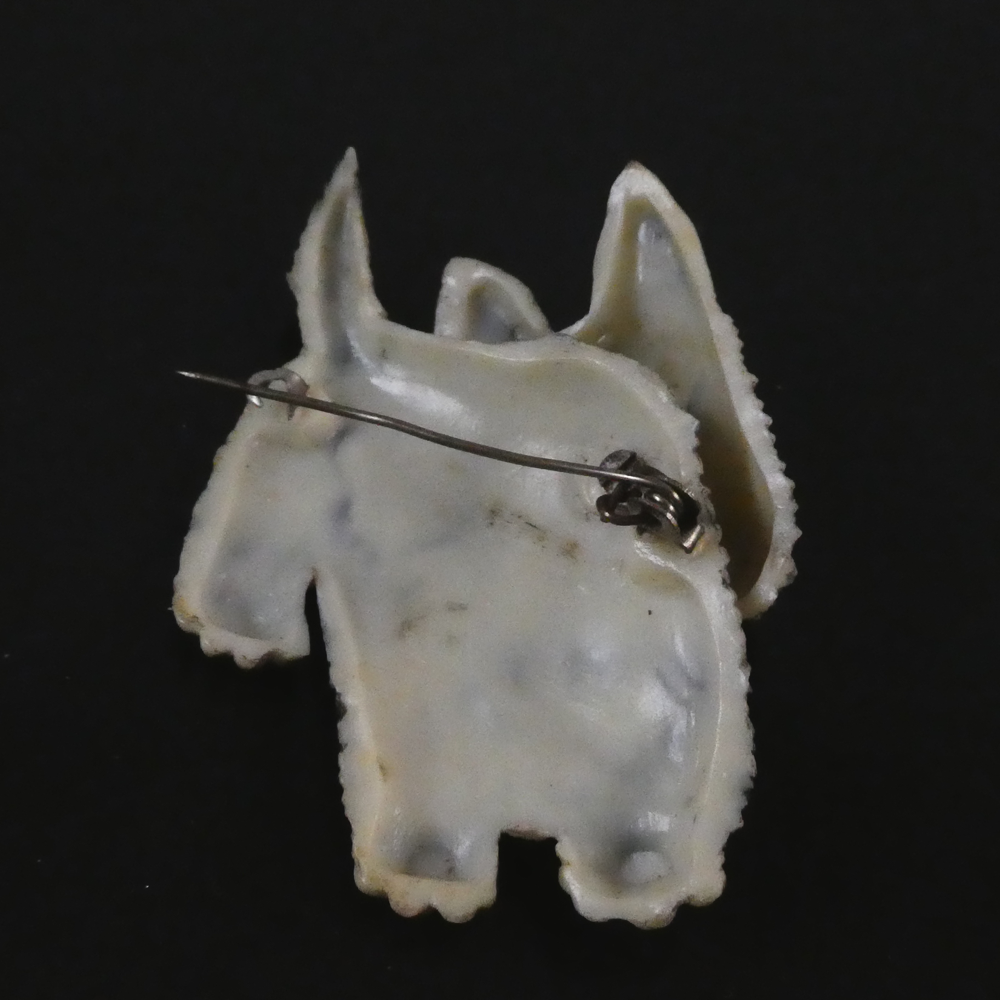 Large Vintage Scottish Terrier Brooch.
