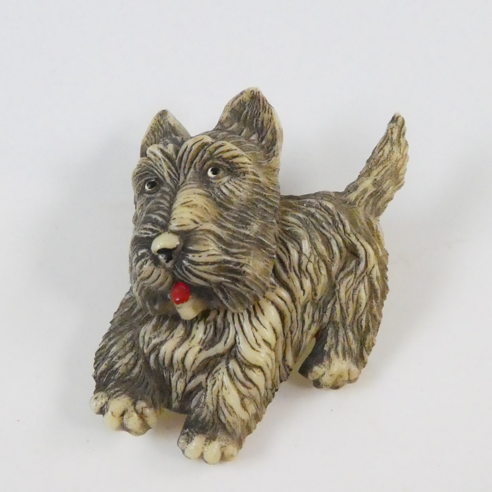Large Vintage Scottish Terrier Brooch.