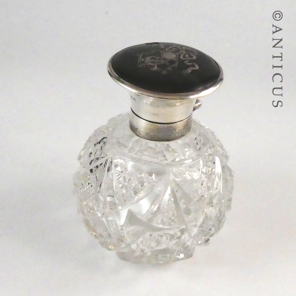 Silver and Tortoiseshell Lidded Crystal Scent Bottle.