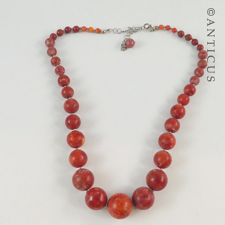 Coral Beads Graduated Necklace.