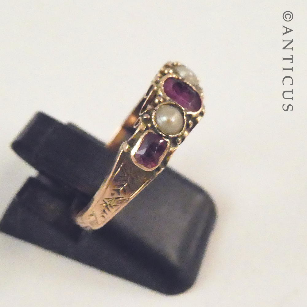 Antique Ruby and Pearl Gold Ring.