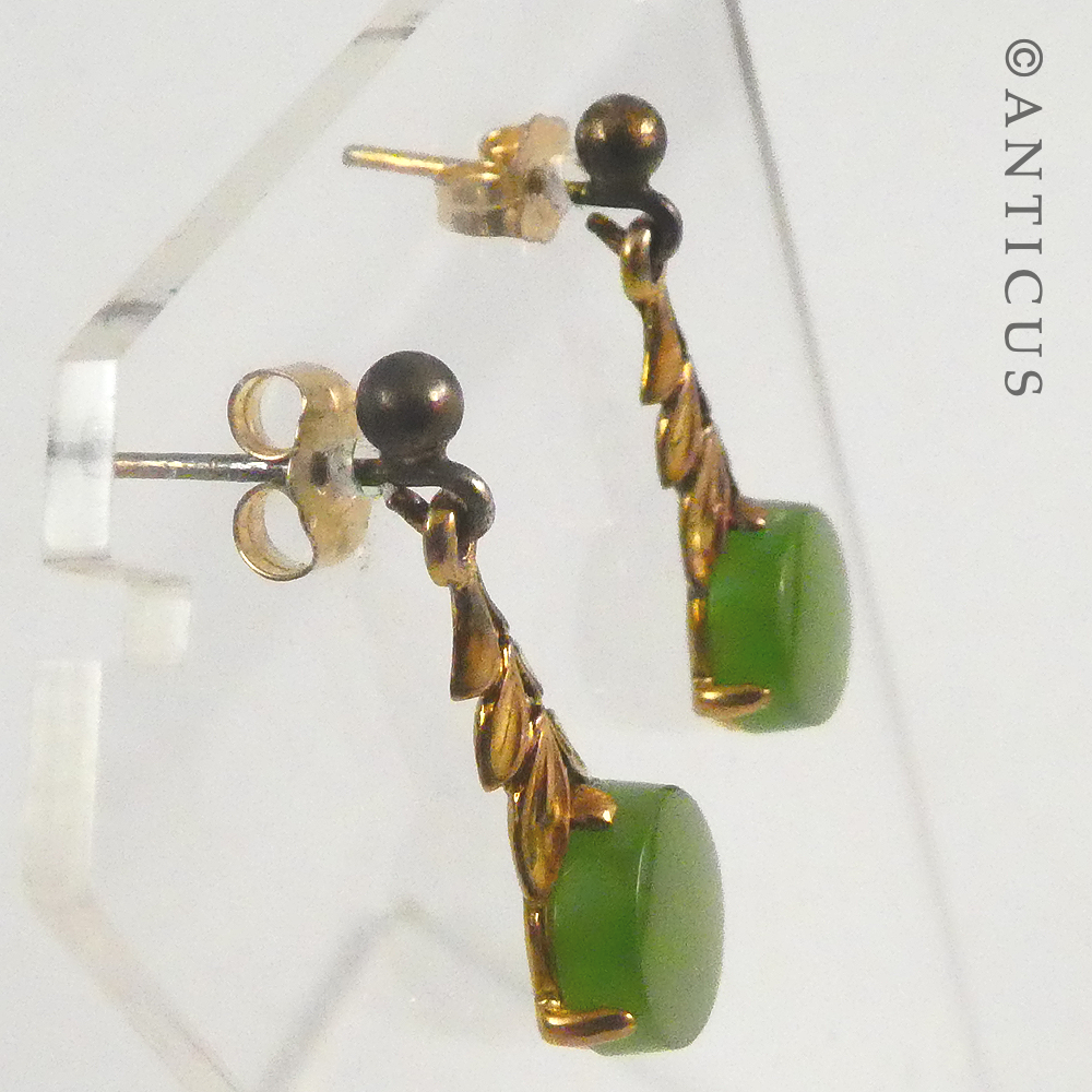 Pair Gold and Jade Drop Earrings.