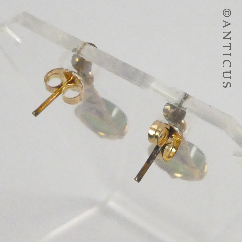 Pair Gold and Jade Drop Earrings.
