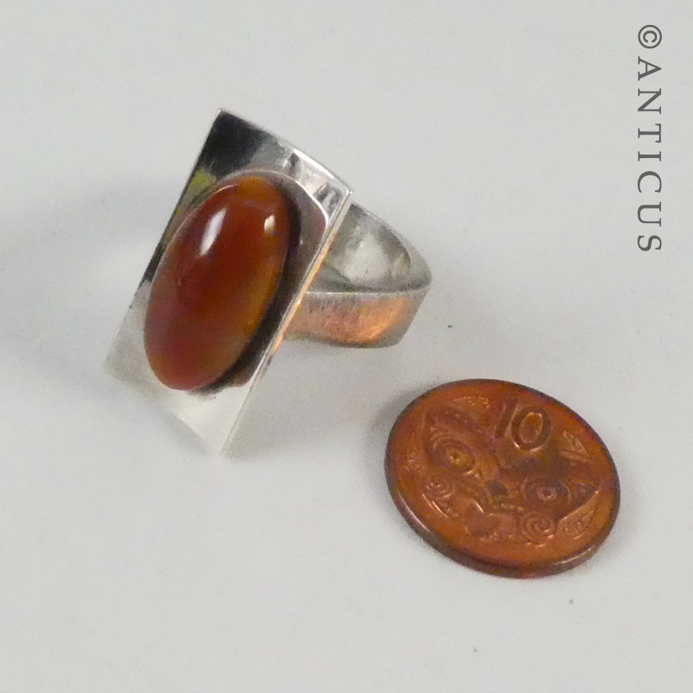 Silver Modernist Ring, with Agate Stone.