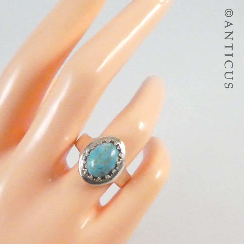 Silver and Turquoise Vintage Ring.