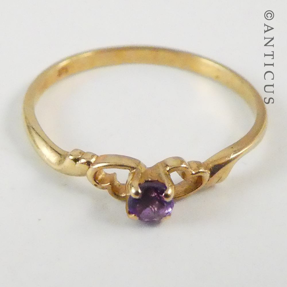 Fine Gold Ring with Amethyst.
