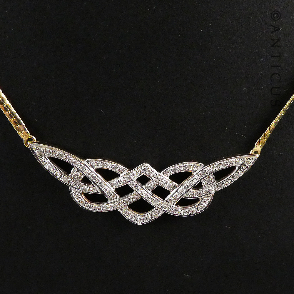 Gold and Small Diamonds Necklace.