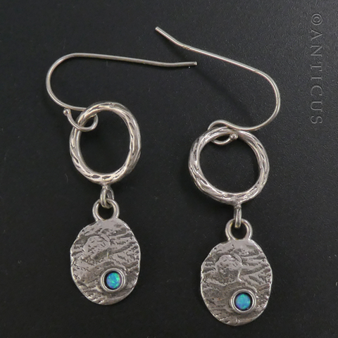 Silver Earrings with Opal.