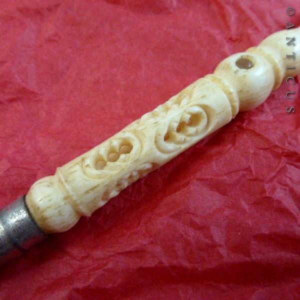 Carved Victorian Dip-Pen with Stanhope Peeps.