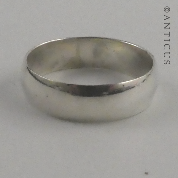 Sterling Silver Man's Band Ring.