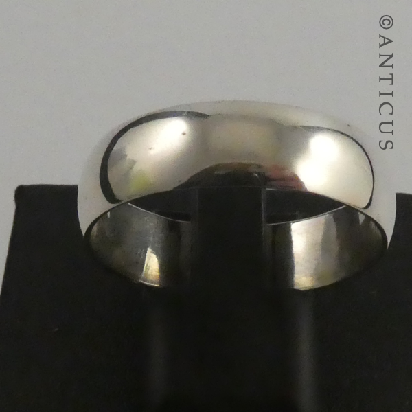 Sterling Silver Man's Band Ring.
